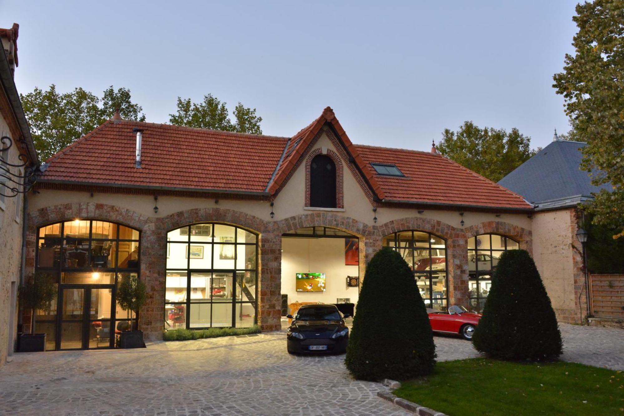 Loft Dans Le Clocher Face Au Chateau Bonnelles ภายนอก รูปภาพ